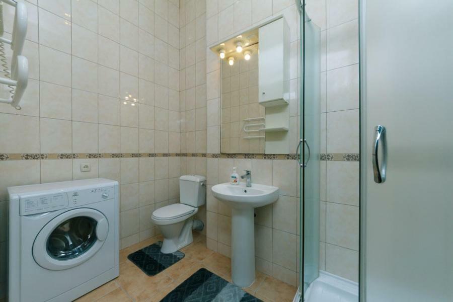 Apartment On Saksahanskoho Street Kiev Exterior foto